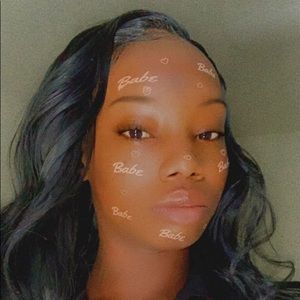 Meet your Posher, Rochelle